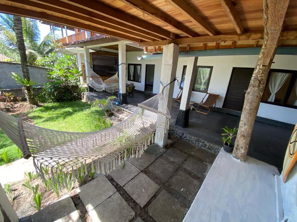 Medewi Good Vibes Stay&Surf Jembrana  Exterior photo